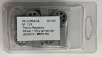 Reji Model 951 Tecno Magnesio - tarmac set Legacy BMW M3 1/24