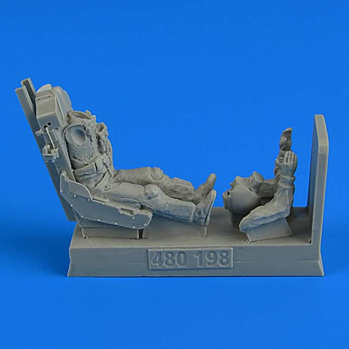 Aerobonus 480198 USAF Fighter Pilot for F-5E w/ eject.seat 1/48