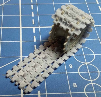 A-resin 48091 КВ-1 Траки наборные поздние (180 шт крепление на шпильках) 1/48