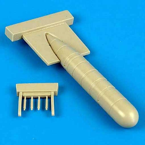 QuickBoost QB72105 Beaufighter external fuel tank 1/72