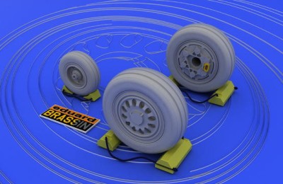 Eduard 648007 F-16 late wheels TAM