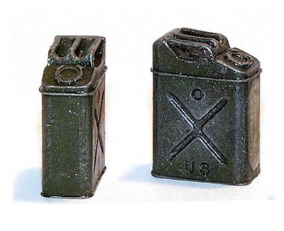 Plus model EL037 U. S. Gas can - WWII 1:35