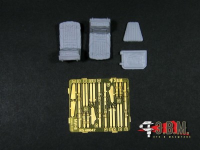 ЭВМ RS48047 Кресло Ми-8 (боевая версия) ремни из ФТД 1/48