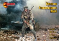 Mars MAR72128 German Panzerjagers (WWII) 40 figures in 8 poses 1/72