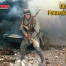 Mars MAR72128 German Panzerjagers (WWII) 40 figures in 8 poses 1/72