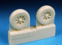 Barracuda Studios BCR72103 Vought Corsair, Grumman Hellcat Wheels - Stamped Hub (For all Corsair and Hellcat kits) 1/72