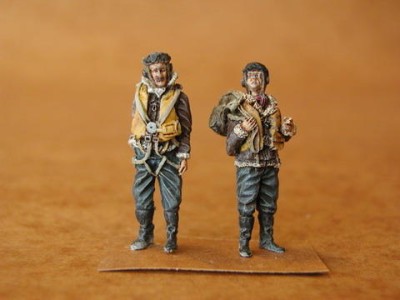 CMK F48058 RAF Pilots before Flight (2 fig. ) 1/48