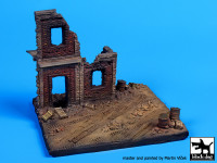 BlackDog D72009 House ruin (Europe) base (110x100 mm) 1/72