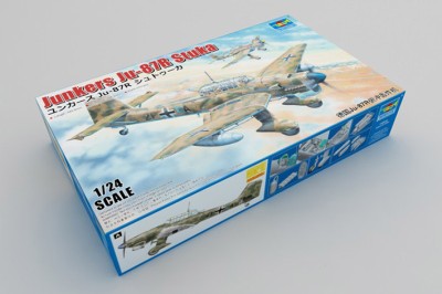 Trumpeter 02423 Немецкий пикирующий бомбардировщик Юнкерс Ju 87R Stuka 1/24