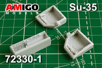 Amigo Models AМG 72330-1 Ниши шасси самолета Су-35 1/72