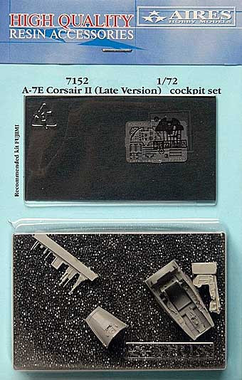 Aires 7152 A-7E Corsair II cockpit set - late version 1/72