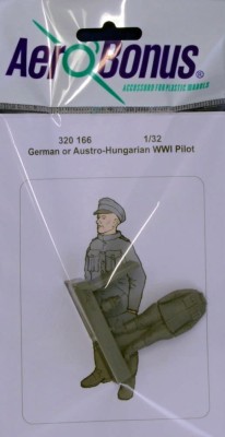 Aerobonus 320166 German or Austro-Hungarian WWI Pilot No.2 1/32