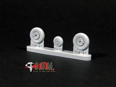ЭВМ RS72014 МиГ-21 колеса шасси (тип-2) 1/72