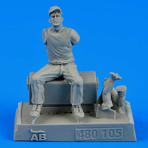 Aerobonus 480105 U.S. Army aircraft mechanic WWII - Pacific theatre 1/48