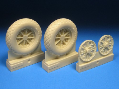 Barracuda Studios BCR24412 Grumman F6F-6 Hellcat Diamond Tread Wheels 1/24