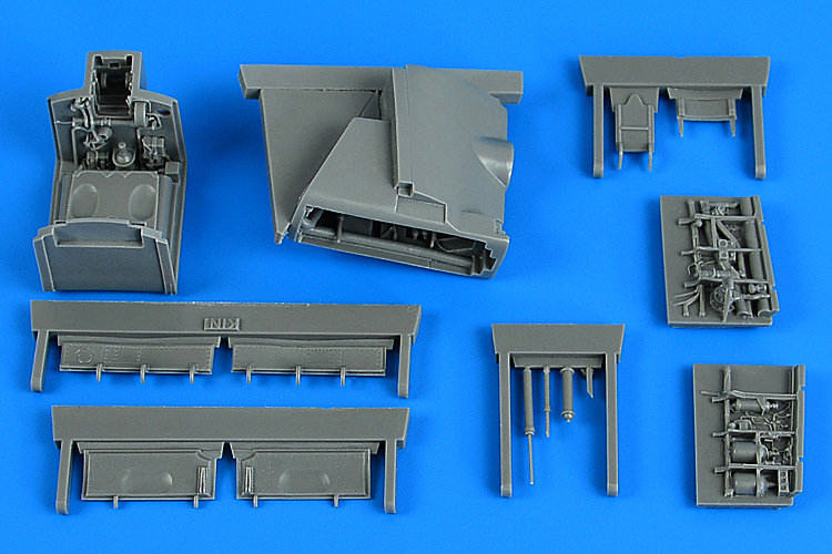 Aires 4838 Harrier GR.1/GR.3 wheel bay (KIN) 1/48