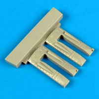 QuickBoost QB72308 P-38 Lightning turbo-supercharger cover 1/72