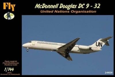 Fly model 14404 McDonnell Douglas Dc-9-32 &quot;United Nations&quot; 1:144 1/144