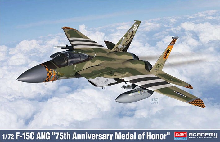 Academy 12582 F-15C Eagle “Medal of Honor 75th Anniversary Paint” 1/72