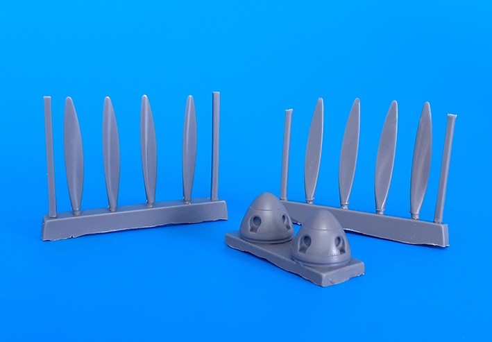 Aims AIMS48P029 Junkers Ju-88A-0 spinner with correct shape, prop cut outs and rivet detail 1/48