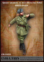 Evolution Miniatures 35133 Советский солдат на отдыхе, танцует 1943-45 1:35