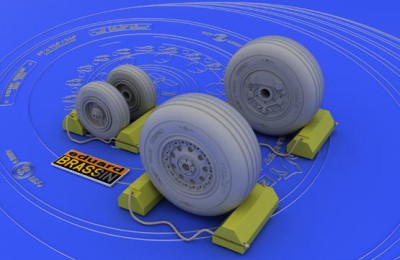 Eduard 648015 F-4S wheels HAS