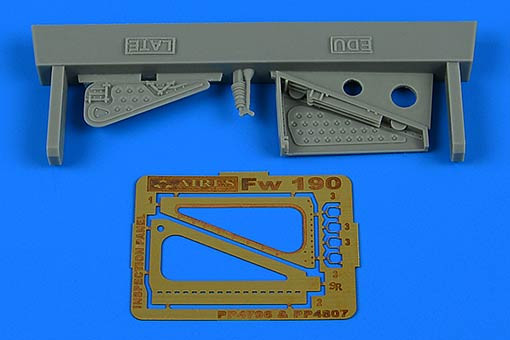 Aires 4807 Fw 190 inspection panel - late (EDU) 1/48