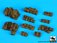 Black Dog T35142 Tentage+bedrolls N°2 accessories set 1/35