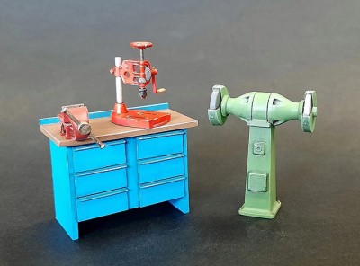 Plusmodel M-588 Grinder (10 resin parts + 3D Print) 1/35