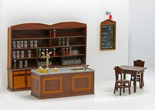 Plus model 346 Pub 1:35