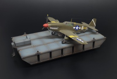 Brengun BRS-72027 US Navy Seabees NL pontoon barge (resin kit) 1/72