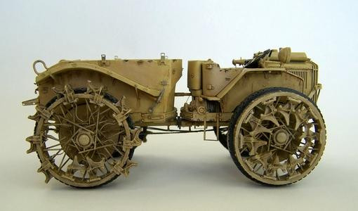 Plus model 449 Gun tractor Pavesi P4-100 model 30A 1:35