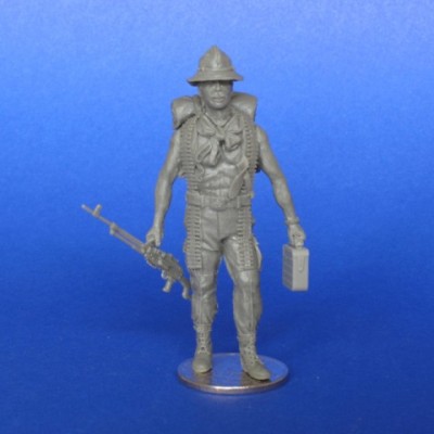Master Club MCF35154 Советский солдат с пулеметом ПКМ. Афганистан 1/35