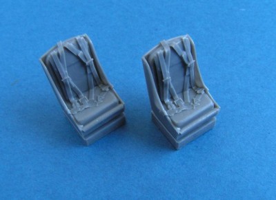 Pavla Models S48043 T-28B Trojan 1:48