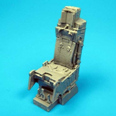 QuickBoost QB48003 F-15A/C ejection seat with safety belts 1/48