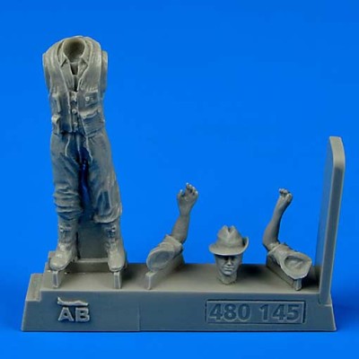 Aerobonus 480145 Royal Australian Air Force Fighter Pilot WWII 1/48