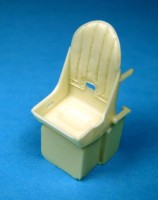 Barracuda Studios BCR32001 Supermarine Spitfire Mk.XIII/Mk.IXc seat with leather back pad wheel (designed to be used with Tamiya kits) 1/32