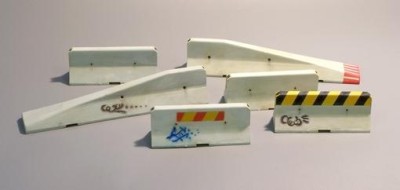 Plus model 372 Roadblocks - short 1:35