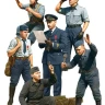 Miniart 49024 German&Romanian Pilots w/Ground Staff (6 fig) 1/48