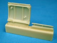 Barracuda Studios BCR32002 Supermarine Spitfire Mk.XIII/ Supermarine Spitfire Mk.IXc cockpit door interior with crowbar (designed to be used with Tamiya kits) 1/32