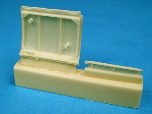 Barracuda Studios BCR32002 Supermarine Spitfire Mk.XIII/ Supermarine Spitfire Mk.IXc cockpit door interior with crowbar (designed to be used with Tamiya kits) 1/32