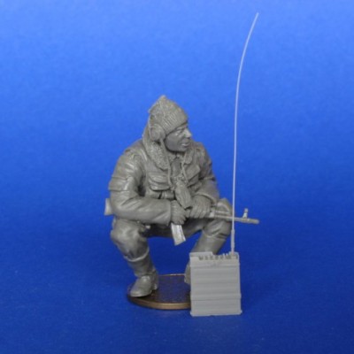 Master Club MCF35157 Современный российский солдат с радиостанцией Р-159 1/35