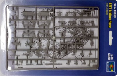 Trumpeter 06629 Колейный минный трал КМТ-6 1/35