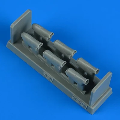 QuickBoost QB32308 Hawker Hurricane Mk. IIb early exhaust (REV) 1/32