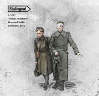 Stalingrad 3293 Wounded Soldier and Nurse 1/35