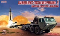 Modelcollect UA72077 M983 HEMTT Tractor with Pershing II 1/72