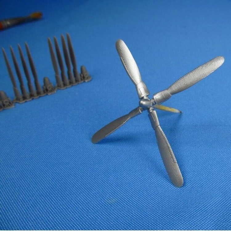 Metallic Details MDR7281 Boeing B-29 Superfortress Propellers set late type 1/72