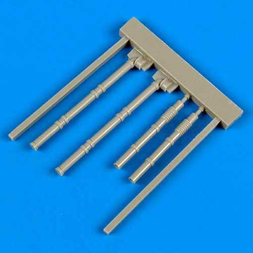 QuickBoost QB48208 Wellington fuel outlet pipe - closed flaps 1/48
