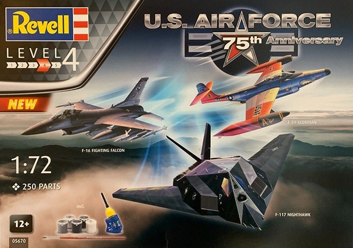 Revell 05670 75th Anniversary of US Air Force 1/72