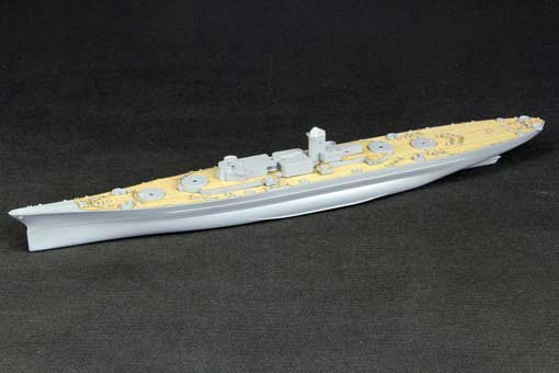 Artwox Model AW20171 U.S. Navy Battleship Montana BB-67 1/700